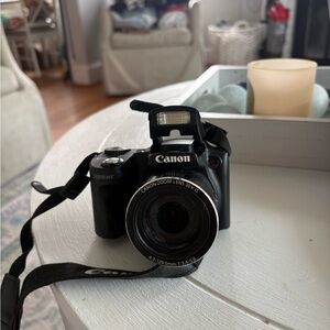 Canon Black PowerShot Digital Camera